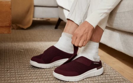 Best Diabetic Shoes in the UK: Comfort and Protection for Healthier Feet