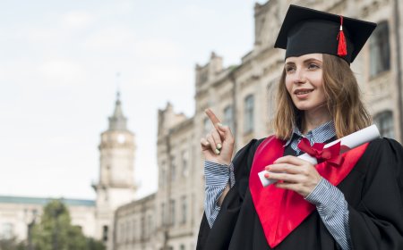 The Best 7 High-Demand Courses at De Montfort University