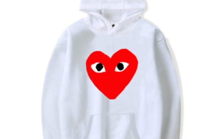 The Meaning Behind Comme des Garçons’ Iconic Designs