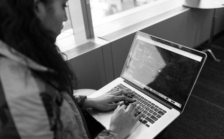 How Offshore Teams Modernize Legacy Systems Efficiently