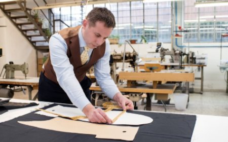 Best with a Custom Tailor in Bangkok – Louis Collections Bangkok