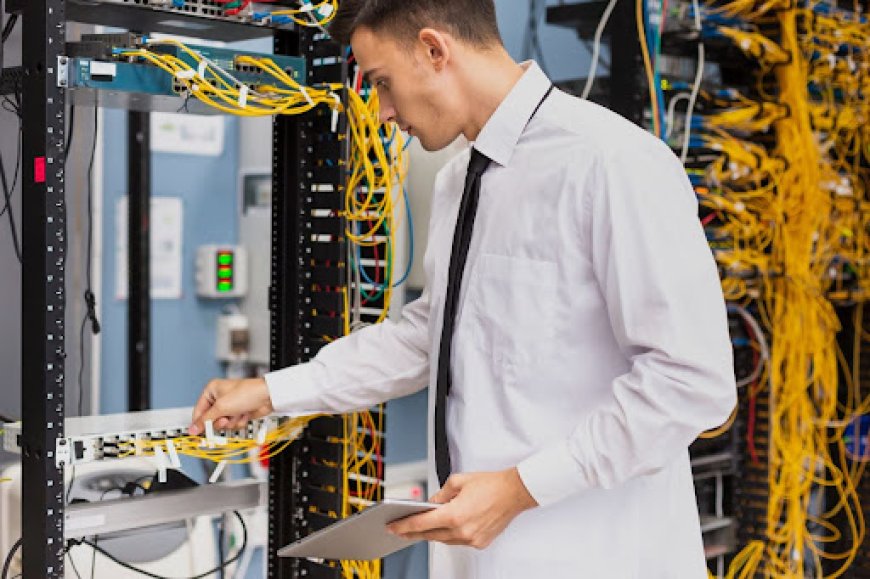 5 Common Electrical Issues London Homeowners Face & How Contractors Can Help