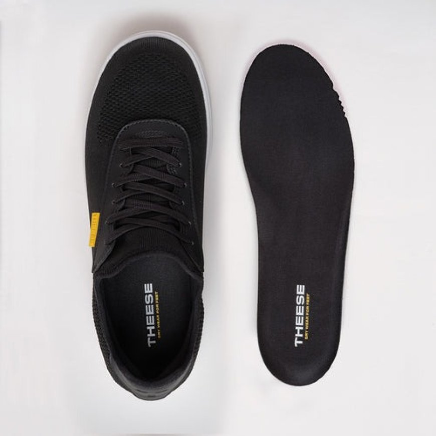 The Perfect Footwear for All Seasons: Waterproof Shoes for Men and Women