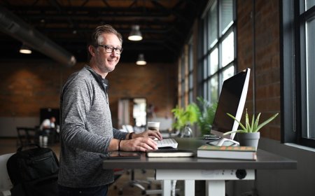 MacBook on Rent Mumbai – Affordable Apple Laptops for Work, Study & Events