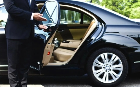 Effortless Luxury Travel in Montreal with Private Drivers