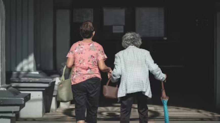 How Trusted Caregivers Enhance Safety and Comfort for Seniors